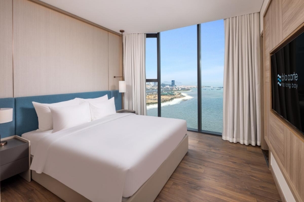 executive suite bay vista